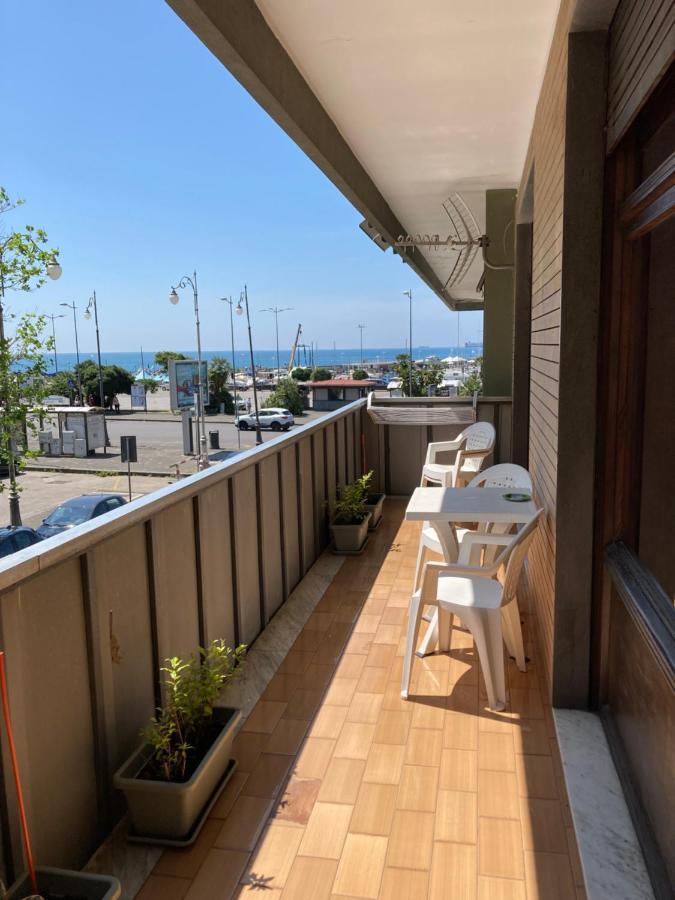 Casa Vacanza Brezza Di Maestrale 萨莱诺 外观 照片