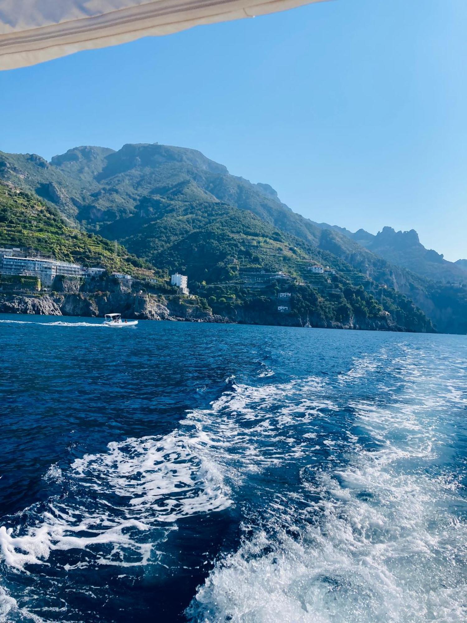 Casa Vacanza Brezza Di Maestrale 萨莱诺 外观 照片